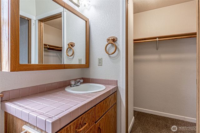 6135 36th Street SE, Auburn, WA 98092