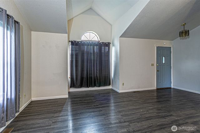 6135 36th Street SE, Auburn, WA 98092