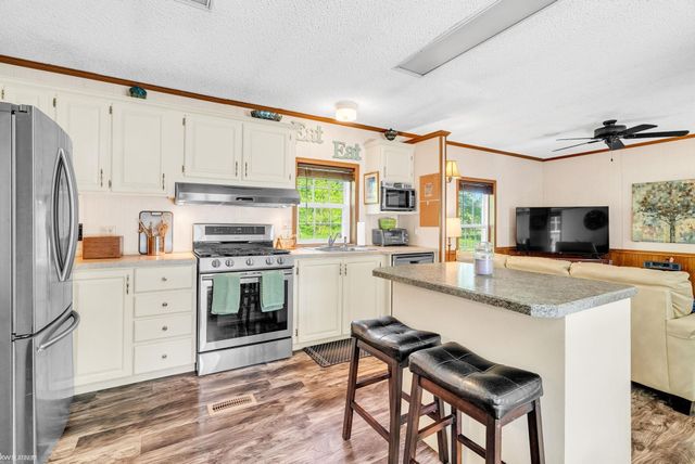 6333 Griswold Road, Kimball Twp, MI 48074