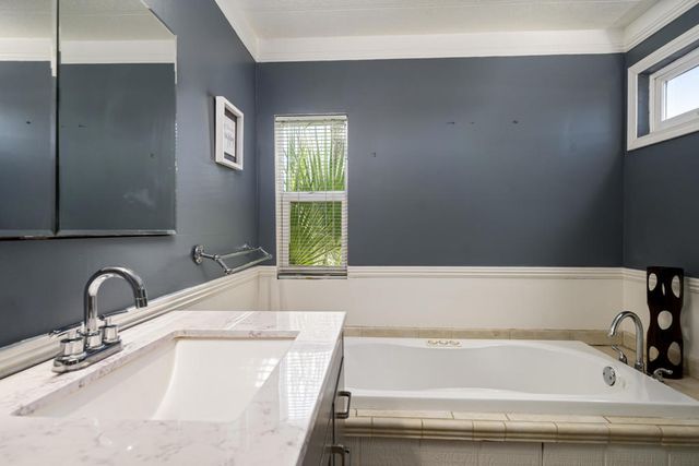 306 Logenita Street, Palm Springs, CA 92264