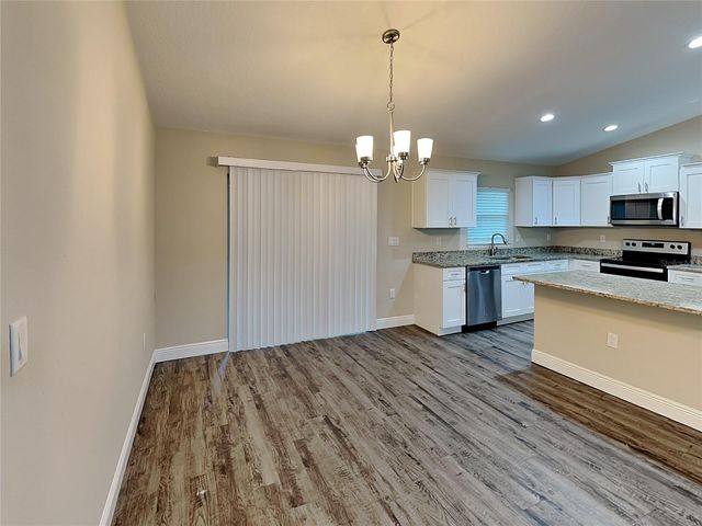 904 W RUM PLACE, Dunnellon, FL 34434