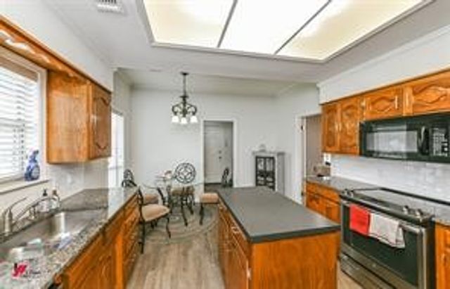 3111 Fairfield Avenue, Shreveport, LA 71104