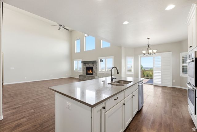 1633 N 400 W, Farmington, UT 84025