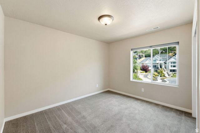 1633 N 400 W, Farmington, UT 84025