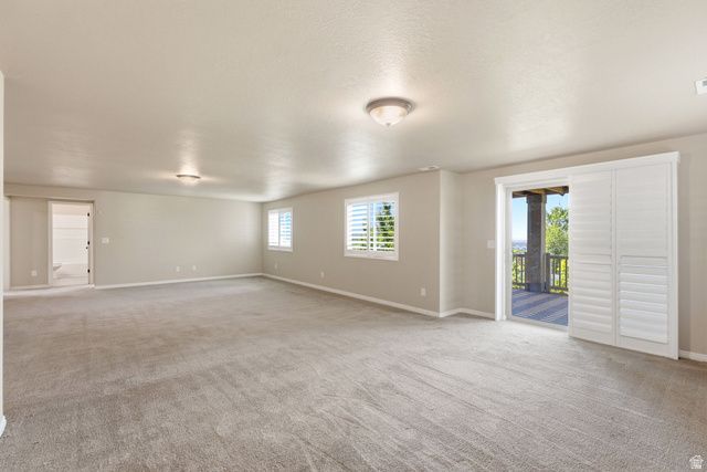 1633 N 400 W, Farmington, UT 84025