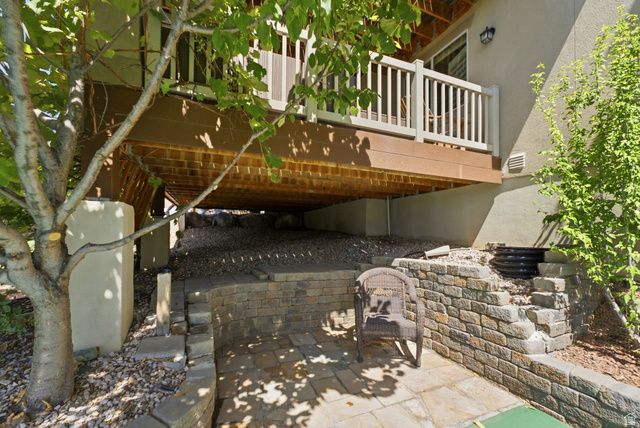 1633 N 400 W, Farmington, UT 84025