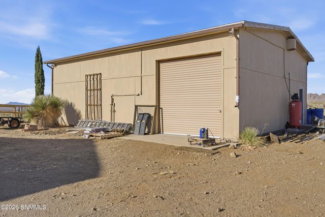 11725 SE Marigold Road, Deming, NM 88030