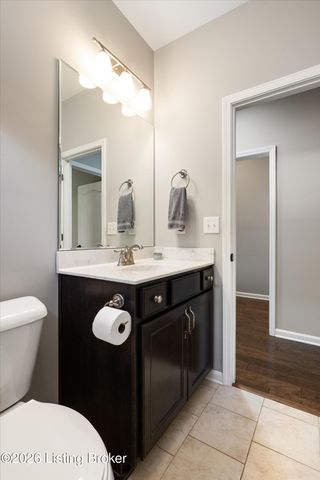 9328 Cross Meadows Cir, Louisville, KY 40291