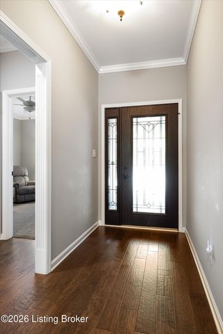 9328 Cross Meadows Cir, Louisville, KY 40291