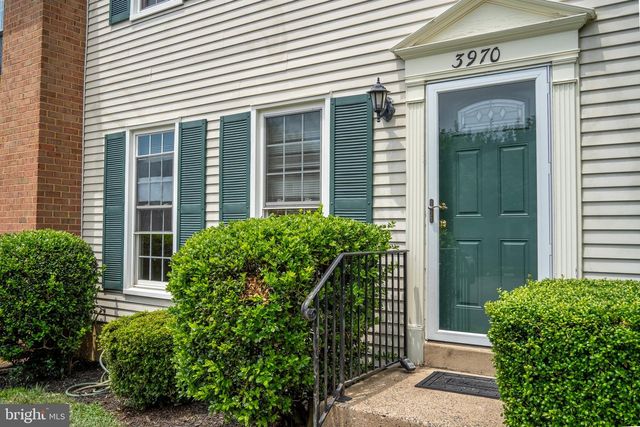3970 BRADWATER ST, Fairfax, VA 22031