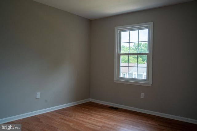 3970 BRADWATER ST, Fairfax, VA 22031