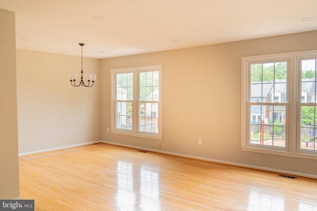 3970 BRADWATER ST, Fairfax, VA 22031