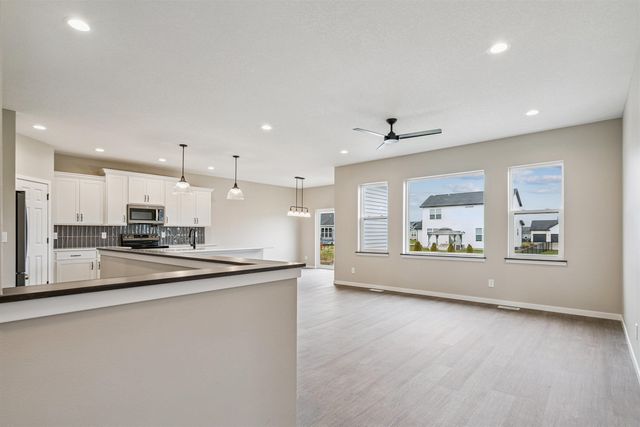 2730 Amber Valley Road, Cedar Falls, IA 50613