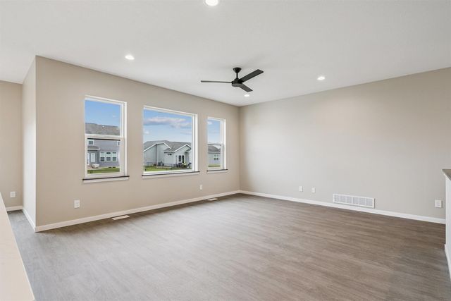 2730 Amber Valley Road, Cedar Falls, IA 50613