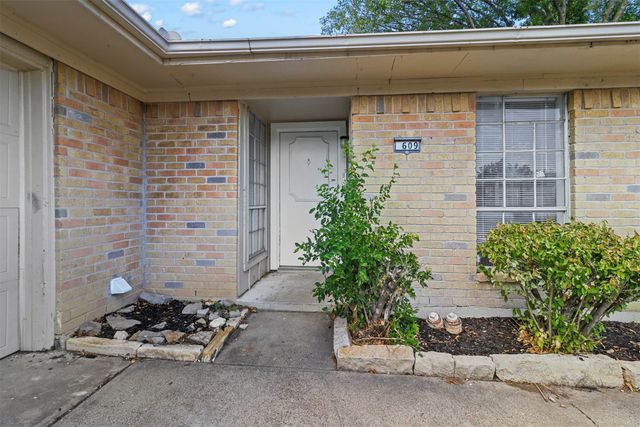 609 Shadyglen Drive, Allen, TX 75002