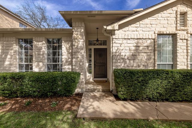 208 Sailors RUN, Lakeway, TX 78734