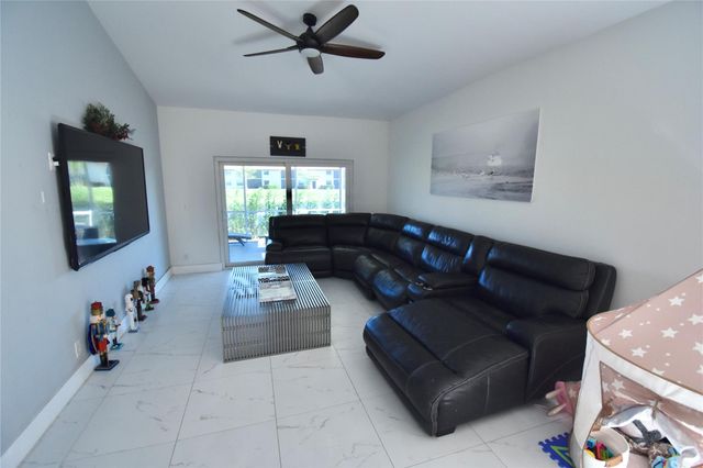 1334 SW 44th Ter, Deerfield Beach, FL 33442
