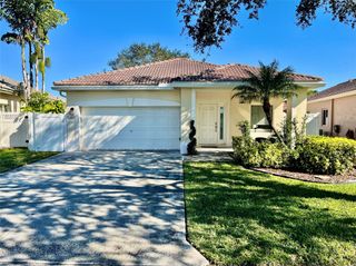 1334 SW 44th Ter, Deerfield Beach, FL 33442