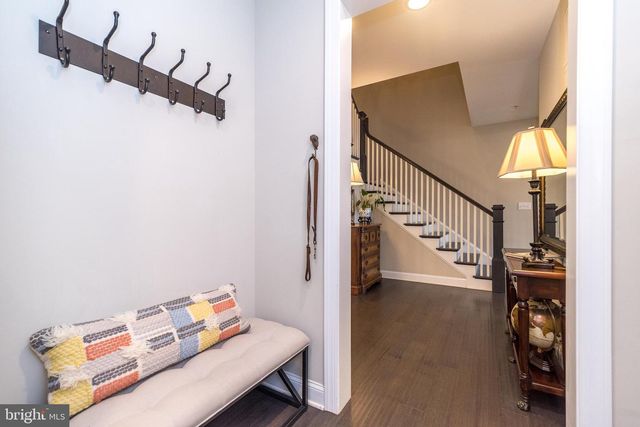 1 WHITE FIELD CT, Lower Gwynedd, PA 19002