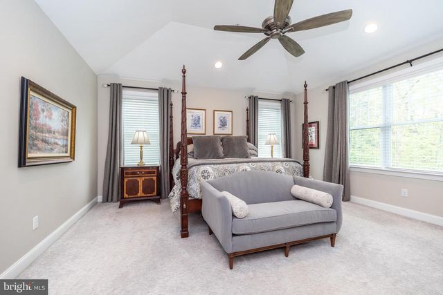 1 WHITE FIELD CT, Lower Gwynedd, PA 19002