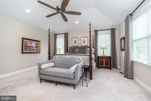 1 WHITE FIELD CT, Lower Gwynedd, PA 19002