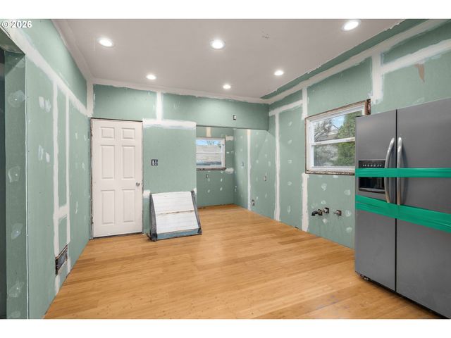 9105 N SEWARD Ave, Portland, OR 97217
