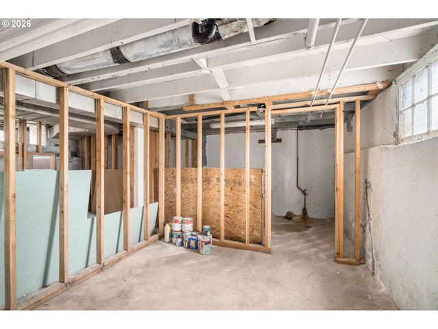 9105 N SEWARD Ave, Portland, OR 97217