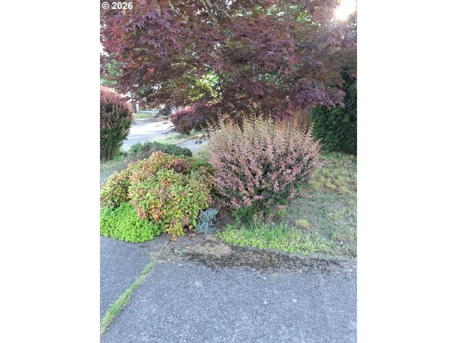 9105 N SEWARD Ave, Portland, OR 97217