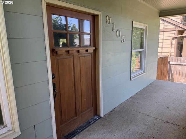 9105 N SEWARD Ave, Portland, OR 97217