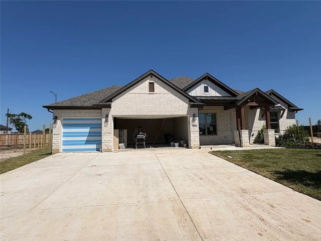 1841 Register Court, College Station, TX 77845