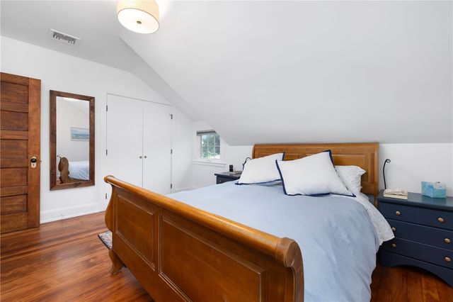 75 Old Fort Road, Newport, RI 02840