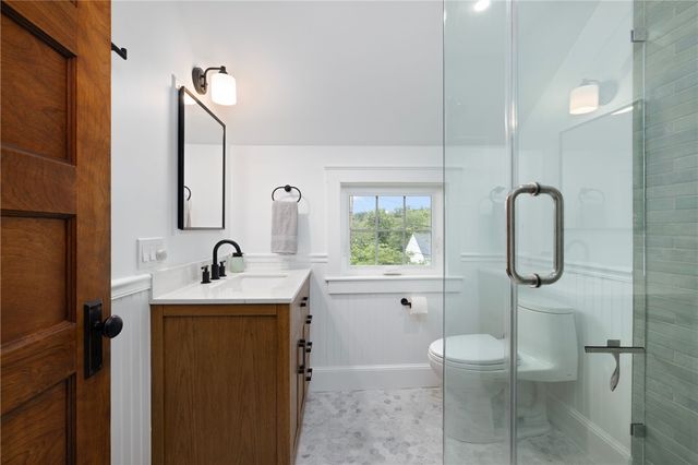 75 Old Fort Road, Newport, RI 02840