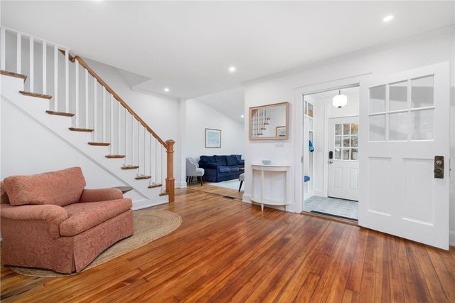 75 Old Fort Road, Newport, RI 02840