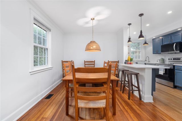 75 Old Fort Road, Newport, RI 02840