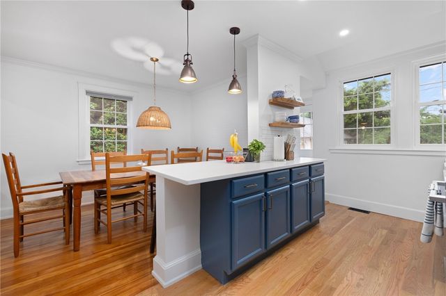75 Old Fort Road, Newport, RI 02840