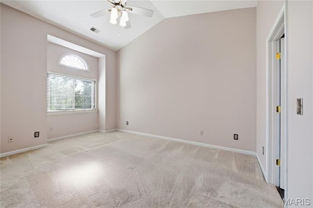 1002 Hemingway Lane H, Weldon Spring, MO 63304