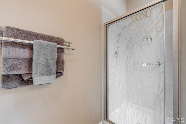 1002 Hemingway Lane H, Weldon Spring, MO 63304