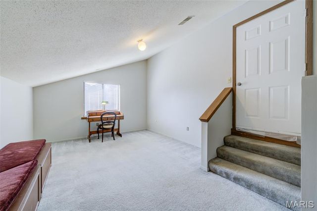 1002 Hemingway Lane H, Weldon Spring, MO 63304