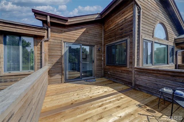 1002 Hemingway Lane H, Weldon Spring, MO 63304