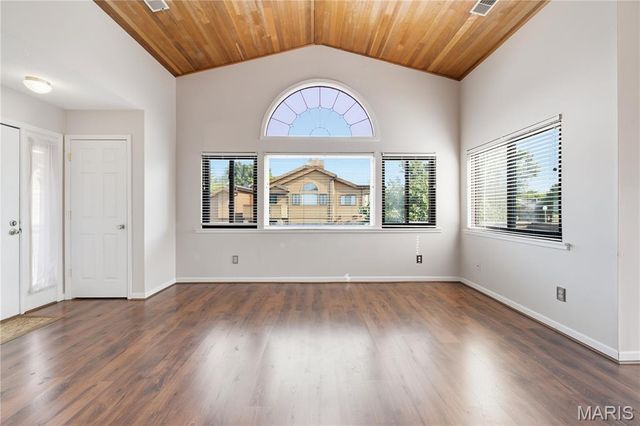 1002 Hemingway Lane H, Weldon Spring, MO 63304