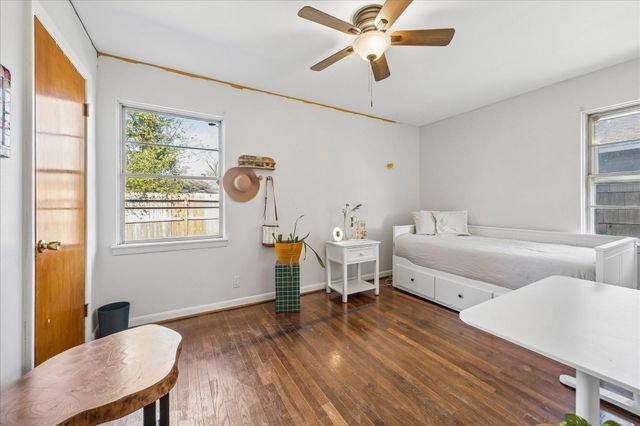 2418 Roy Circle, Houston, TX 77007