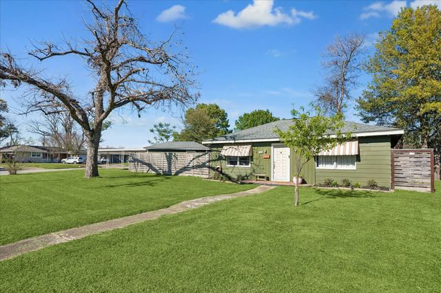 2418 Roy Circle, Houston, TX 77007