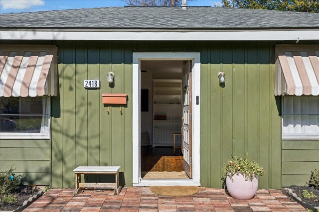 2418 Roy Circle, Houston, TX 77007