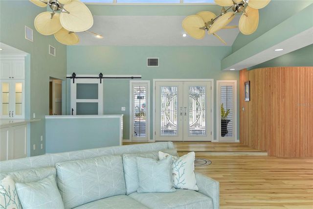 1215 COMMODORE DRIVE, New Smyrna Beach, FL 32168
