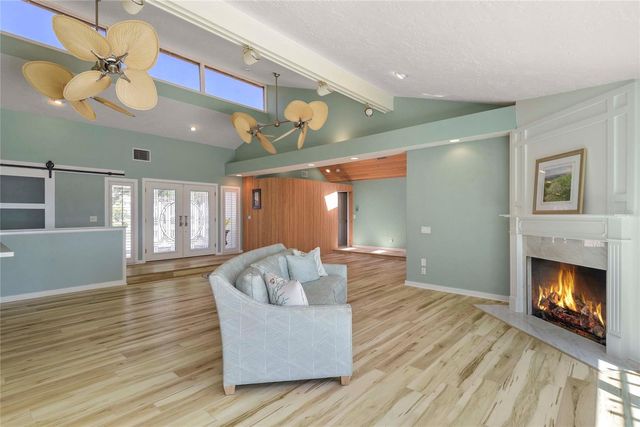 1215 COMMODORE DRIVE, New Smyrna Beach, FL 32168