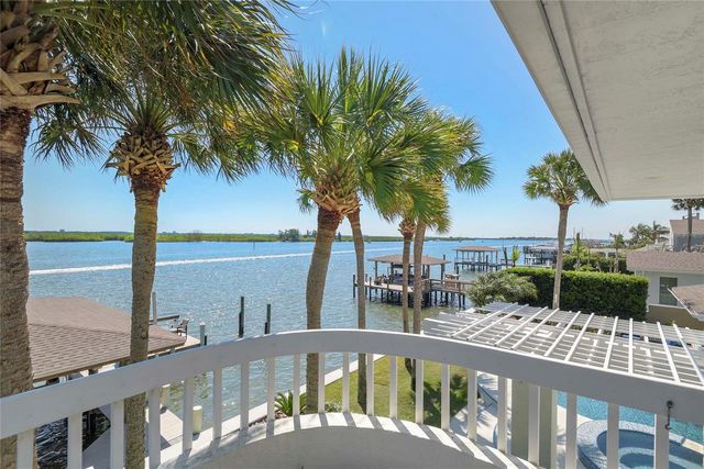 1215 COMMODORE DRIVE, New Smyrna Beach, FL 32168