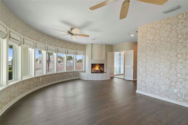 1215 COMMODORE DRIVE, New Smyrna Beach, FL 32168