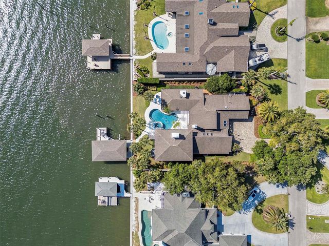 1215 COMMODORE DRIVE, New Smyrna Beach, FL 32168