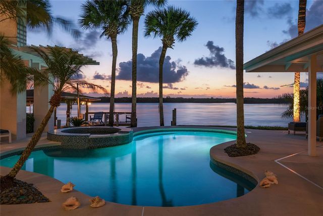 1215 COMMODORE DRIVE, New Smyrna Beach, FL 32168