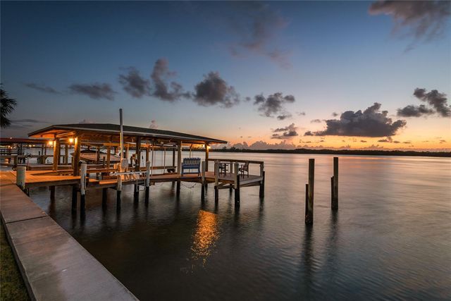 1215 COMMODORE DRIVE, New Smyrna Beach, FL 32168